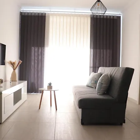 Marsaxlokk 2Br Apartment - Quiet Coastal Escape * Marsaxlokk
