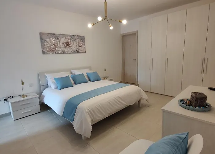 Apartamento 2br - Quiet Coastal Escape